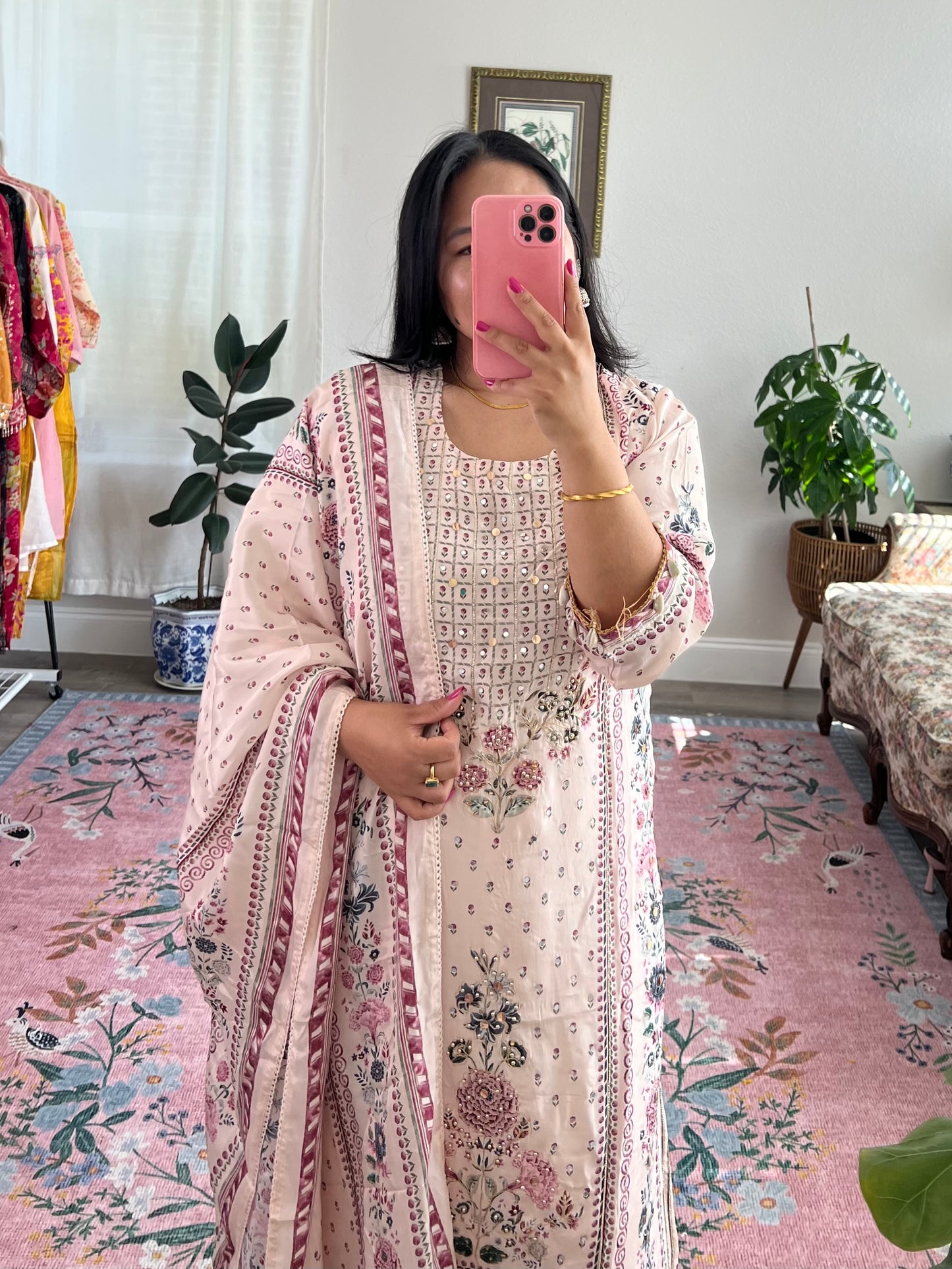 Kurtha set with zari and sequin