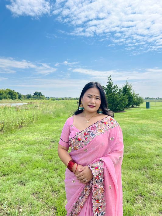 Pink sari with embroidery border